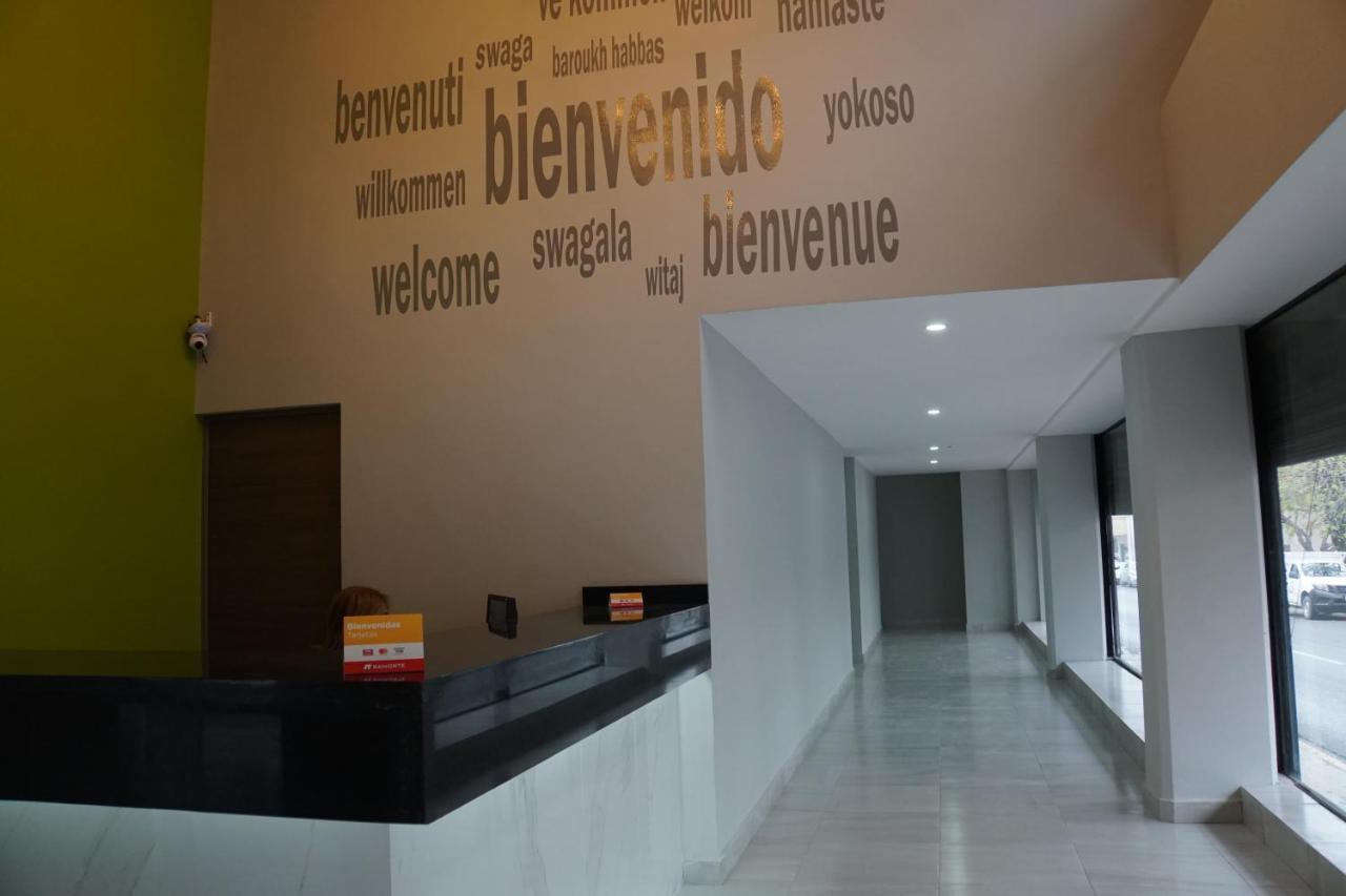 Hotel HC Express Monterrey Exterior foto