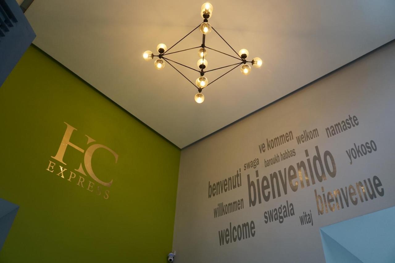 Hotel HC Express Monterrey Exterior foto